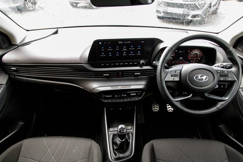 Hyundai BAYON T-GDI PREMIUM MHEV 3