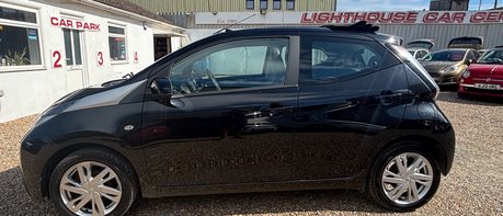 Toyota Aygo VVT-I X-PRESSION..X WAVE..CABRIOLET..LIMITED EDITION.. 8 SERVICES..£20 TAX  1