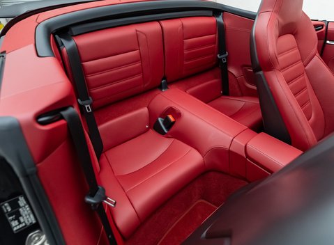 Porsche 911 Turbo S CABRIOLET (992) 19