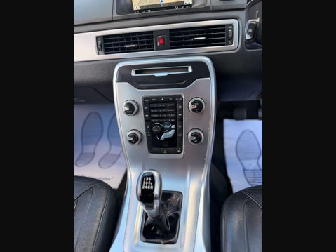 Volvo V70 2.0 V70 SE Nav D4 5dr 32