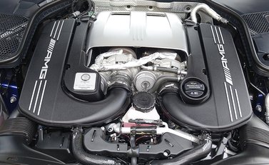 Mercedes-Benz C Class C63 Saloon 6