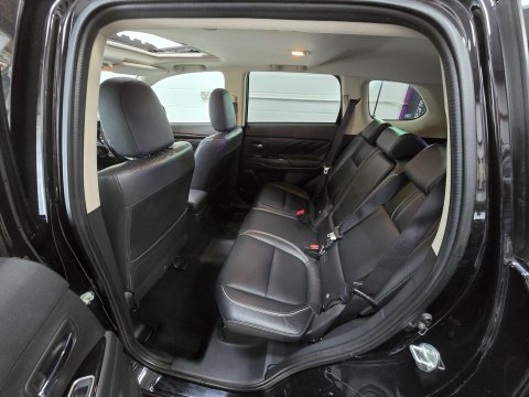 Mitsubishi Outlander 2.0h 12kWh 4hs CVT 4WD Euro 6 (s/s) 5dr 45