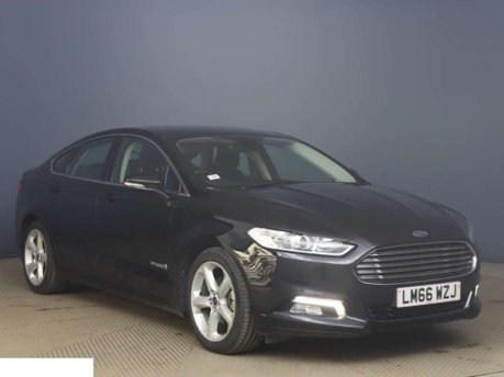 Ford Mondeo 2.0 TiVCT Titanium Saloon 4dr Petrol Hybrid CVT Euro 6 (s/s) (187 ps) 1
