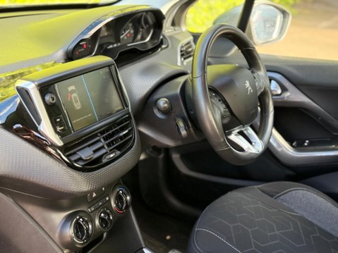 Peugeot 2008 1.2 PureTech Active Euro 6 (s/s) 5dr 9