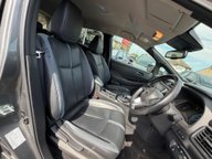 Nissan LEAF LAUNCH EDITION 10