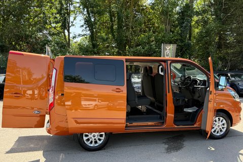 Ford Transit Custom 320 LIMITED ECOBLUE DOUBLE CAB - 6 SEATER -REVERSE CAMERA -APPLE CAR PLAY 17