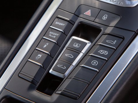 Porsche 911 CARRERA 4S PDK 38