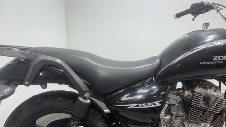 Zontes ZT 125 2011 17K RUNNING PROJECT BIKE SPARES OR REPAIR 125CC LEARNER 23