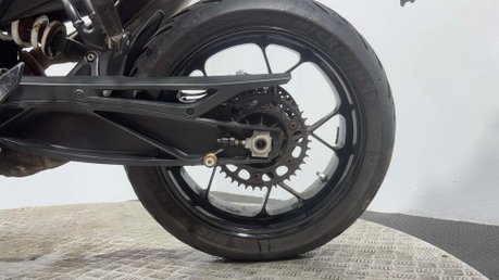 KTM Duke 2021 12K PROJECT BIKE SUPERMOTO SPARES OR REPAIR 890CC 17