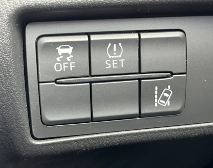Mazda MX-5 SPORT NAV 47