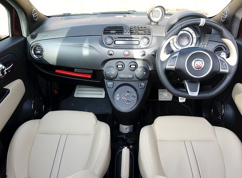 Abarth 695 Edizione Maserati 14