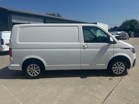 Volkswagen Transporter T30 TDI P/V HIGHLINE 4