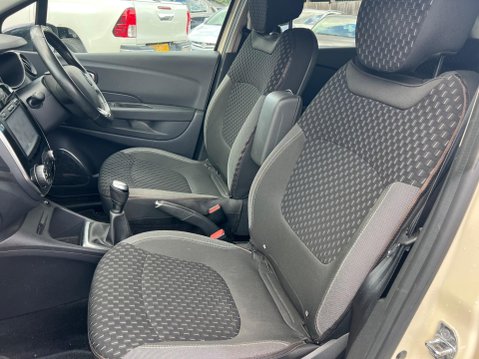 Renault Captur 0.9 TCe ENERGY Dynamique S Nav Euro 6 (s/s) 5dr 25