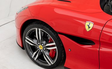 Ferrari Portofino 23