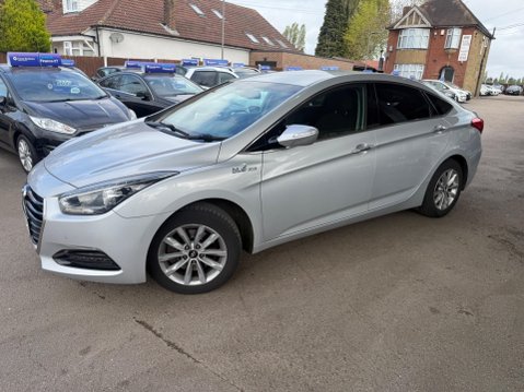 Hyundai i40 1.7 CRDi Blue Drive SE Nav Euro 6 (s/s) 4dr 3