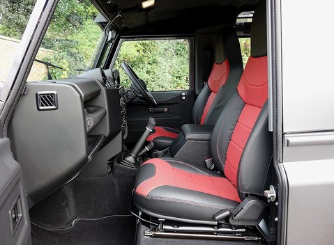 Land Rover 90 Adventure 24