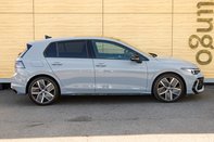 Volkswagen Golf BLACK EDITION TSI 9