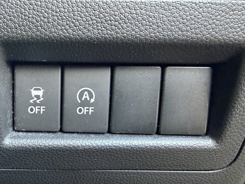 Suzuki Ignis 1.2 Dualjet 12V Hybrid SZ-T 5dr 33