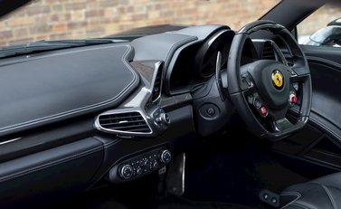 Ferrari 458 Spider 7