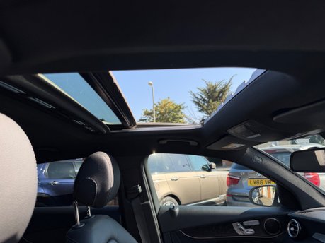 Mercedes-Benz GLC GLC 250 4MATIC AMG LINE PREMIUM 30