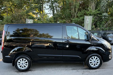 Ford Transit Custom 280 LIMITED ECOBLUE - NO VAT - 1 OWNER—FULL SERVICE HISTORY -APPLE CARPLAY  5