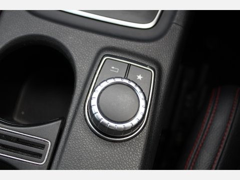 Mercedes-Benz GLA Class GLA 180 AMG LINE EDITION 28