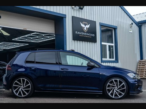 Volkswagen Golf 2.0 Golf R TSi 4Motion Semi-Auto 4WD 5dr 3
