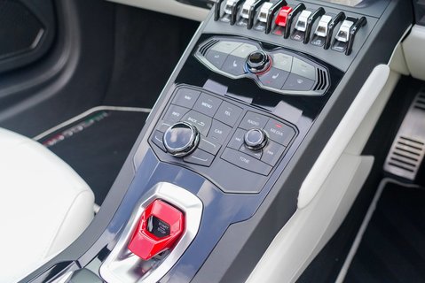 Lamborghini Huracan LP 610-4 SPYDER 16