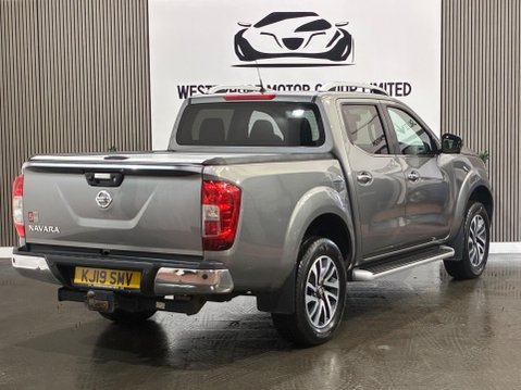 Nissan Navara 2.3 dCi Tekna 4WD Euro 6 (s/s) 4dr 4
