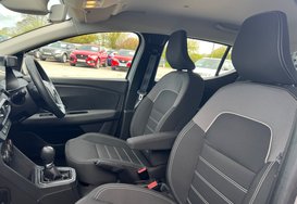 Dacia Sandero COMFORT 1.0 TCE AUTOMATIC 5 DOOR 37