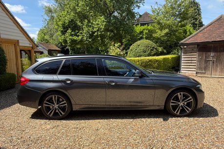 BMW 3 Series 320I XDRIVE M SPORT TOURING 19
