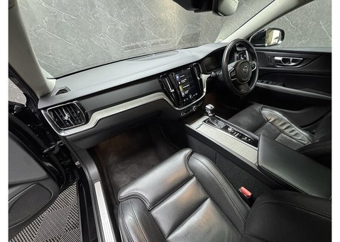 Volvo V60 2.0 D4 Inscription Pro Estate 5dr Diesel Auto Euro 6 (s/s) (190 ps) 61