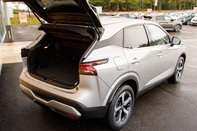 Nissan Qashqai DIG-T N-CONNECTA MHEV 33