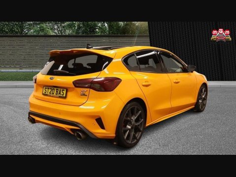 Ford Focus ST 5