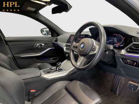 BMW 3 Series 2.0 320i M Sport Saloon 4dr Petrol Auto Euro 6 (s/s) (184 ps) Rear Parking 12