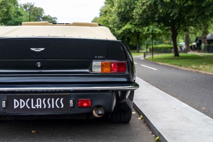 Aston Martin V8 Vantage X-Pack Volante 19