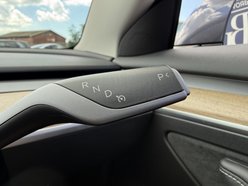 Tesla Model 3 (Dual Motor) Performance Saloon 4dr Electric Auto 4WDE (Performance Upgrade 33