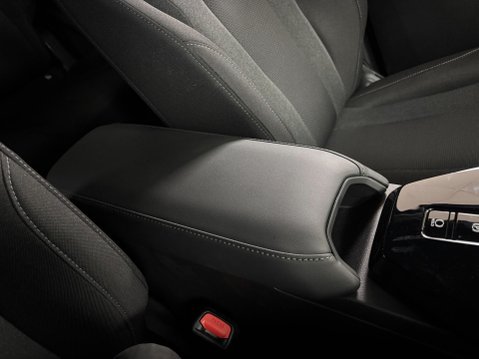 Suzuki e Vitara 61kWh Motion Auto 5dr 51