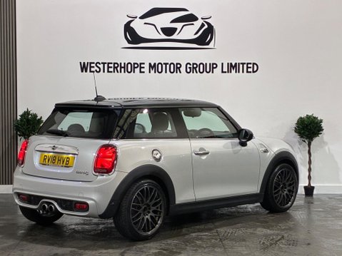 Mini Hatch 2.0 Cooper S Euro 6 (s/s) 3dr 28