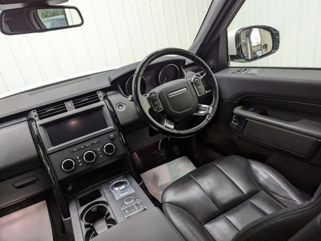 Land Rover Discovery 3.0 Discovery S TD6 Auto 4WD 46