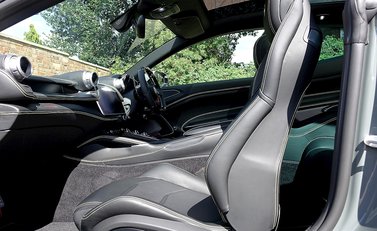 Ferrari GTC4 Lusso 21