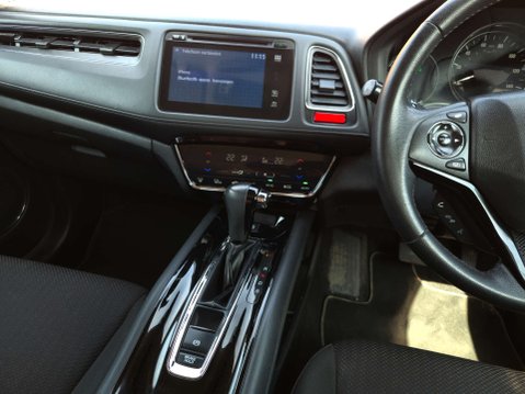 Honda HR-V 1.5 HR-V SE Navi i-VTec CVT 5dr 36