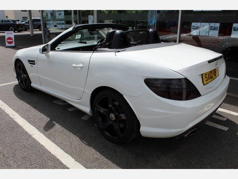 Mercedes-Benz SLK SLK200 BLUEEFFICIENCY AMG SPORT 3