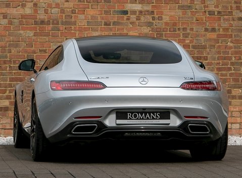 Mercedes-Benz Amg GT GT S 3