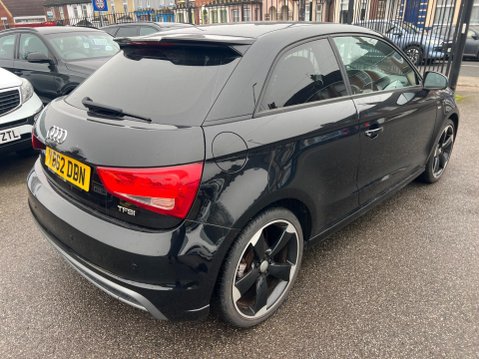 Audi A1 1.4 TFSI Black Edition S Tronic Euro 5 3dr 6