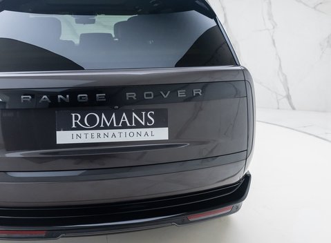 Land Rover Range Rover D350 Autobiography LWB 37