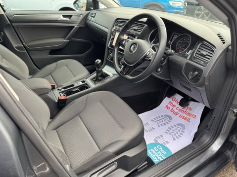 Volkswagen Golf SE NAVIGATION TSI BLUEMOTION TECHNOLOGY 21