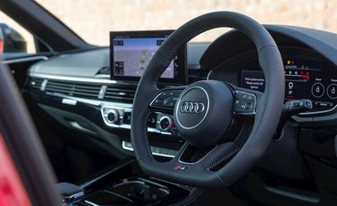 Audi RS4 Avant Vorsprung 11