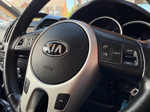 Kia Venga 3 AUTO **SORRY NOW SOLD** 37