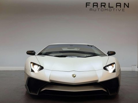 Lamborghini Aventador 6.5 V12 LP 750-4 Superveloce Coupe 2dr Petrol ISR 4WD Euro 6 (750 bhp) 8